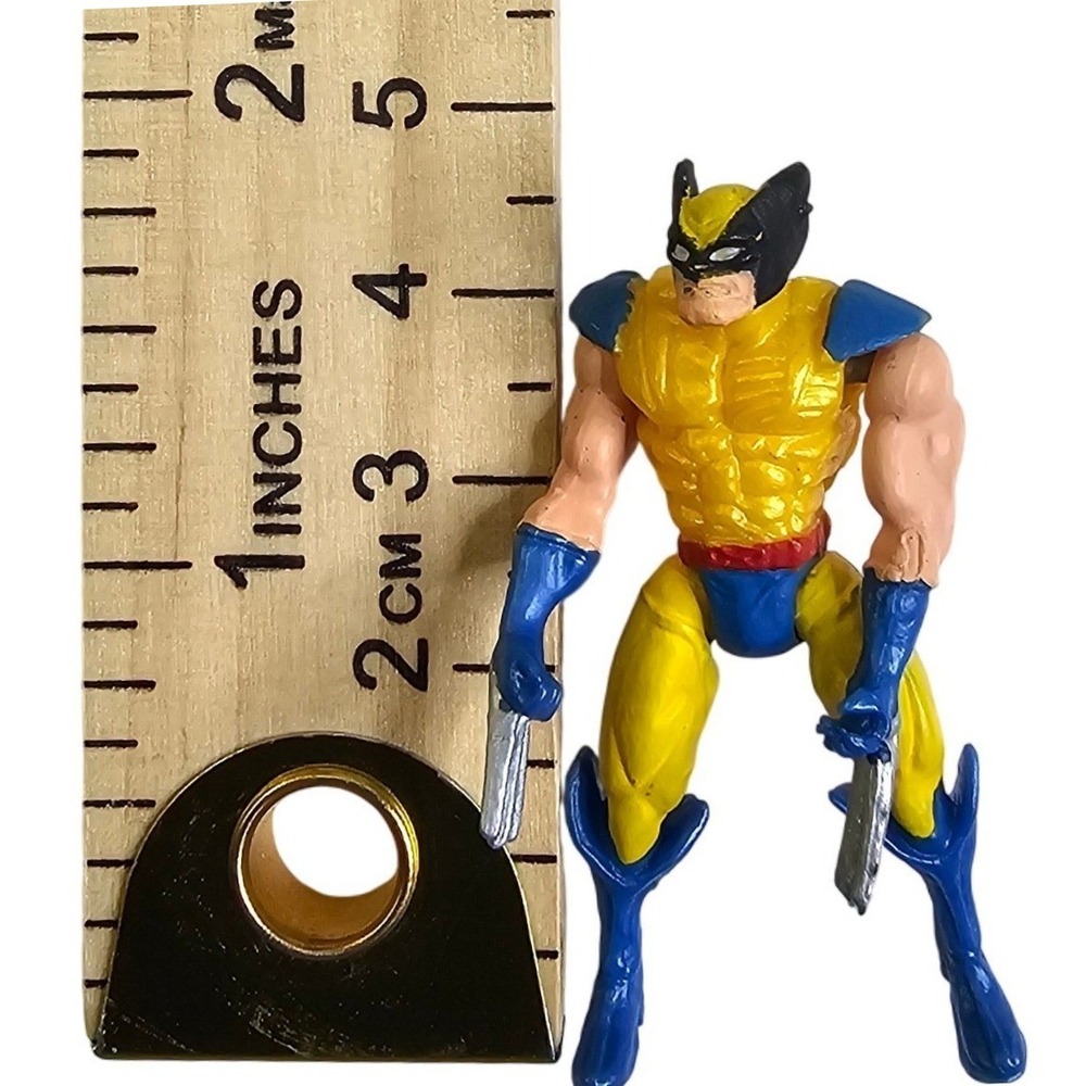 Marvel X-Men Wolverine‎ Mini Action Figure Yellow Blue Classic Logan 2 Inch